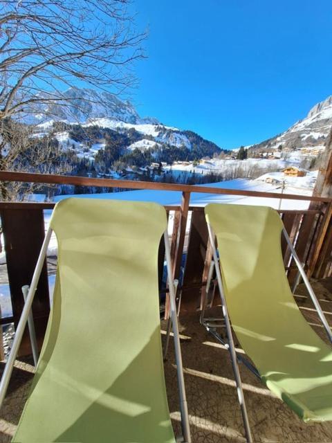 La Coufa, Spacieux Duplex En Chalet, Terrasse, Jardin, Vues Montagnes La Giettaz Buitenkant foto